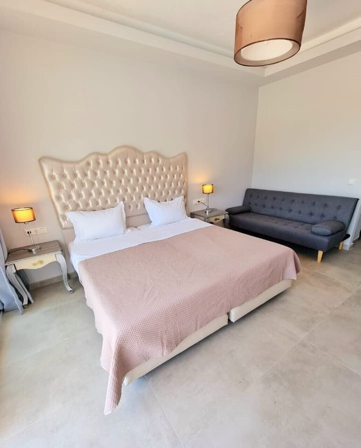 Enjoy Lichnos Bay Village, Camping, Hotel & Apartments