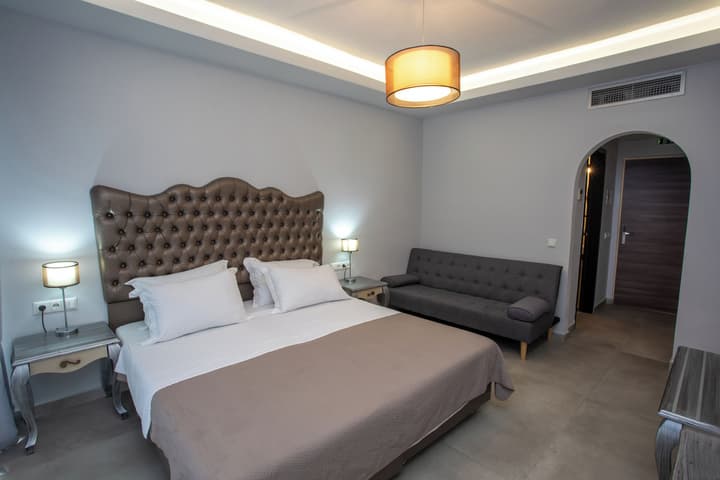 Enjoy Lichnos Bay Village, Camping, Hotel & Apartments