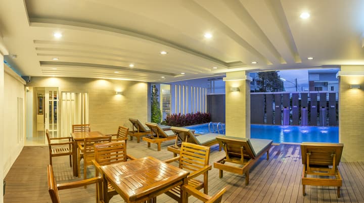 Ratana Hotel Rassada