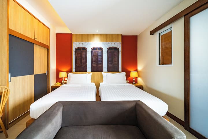 Ratana Hotel Rassada