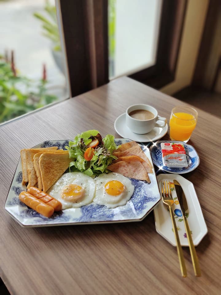Ratana Hotel Rassada