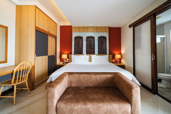 Ratana Hotel Rassada