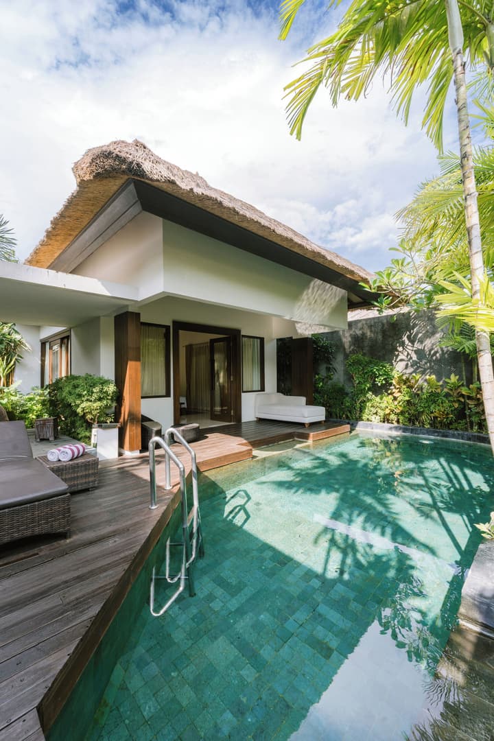 MERUSAKA Nusa Dua