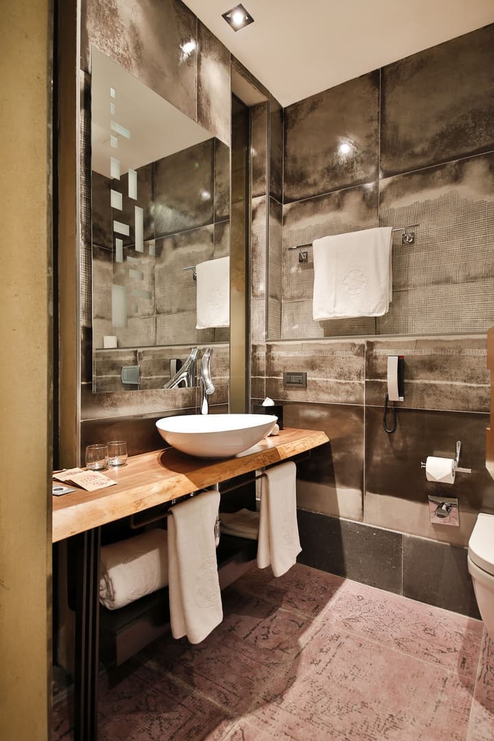 Hotel The Public