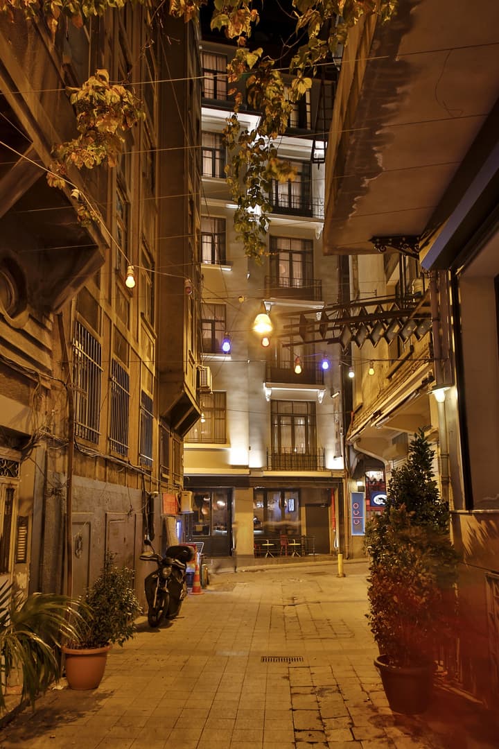 Hotel The Public