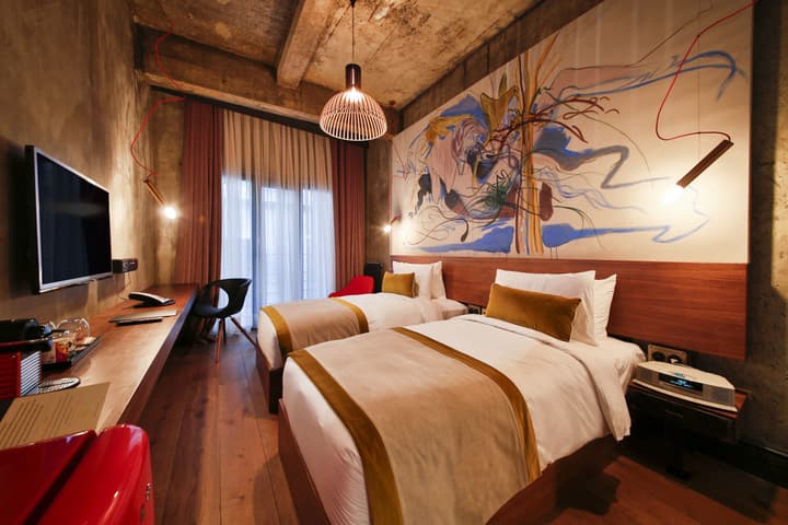 Hotel The Public
