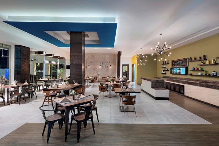 Four Points by Sheraton Cancun Centro