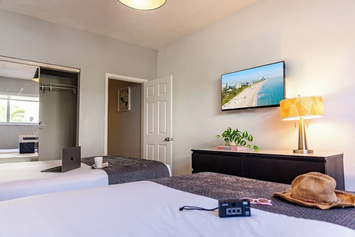 Beachside All Suites Hotel, a South Beach Group Hotel