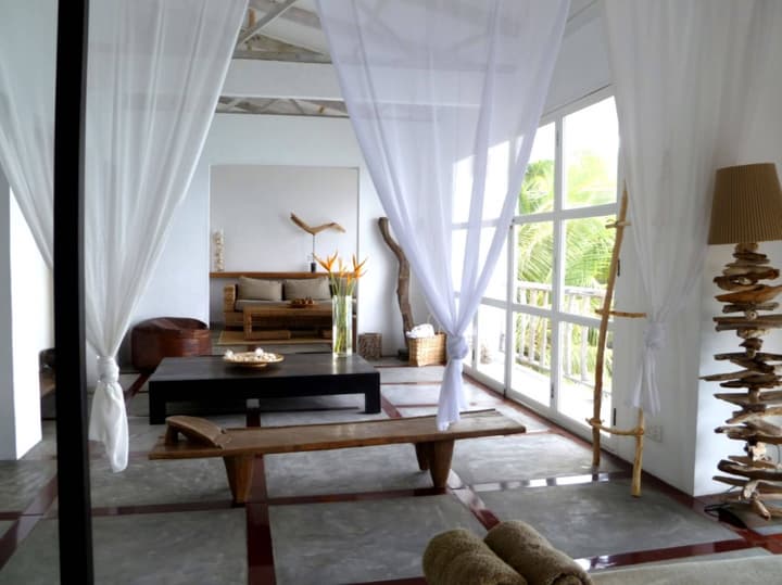 Bliss Hotel