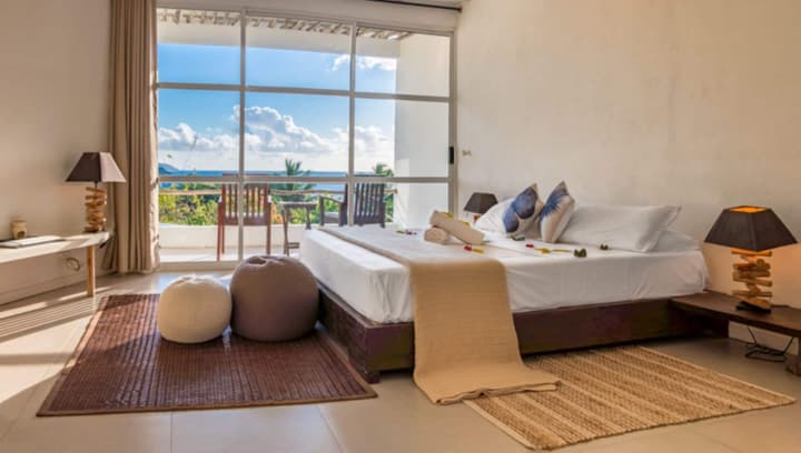Bliss Hotel