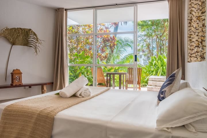 Bliss Hotel