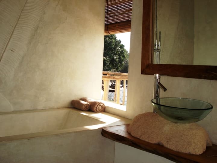 Bliss Hotel