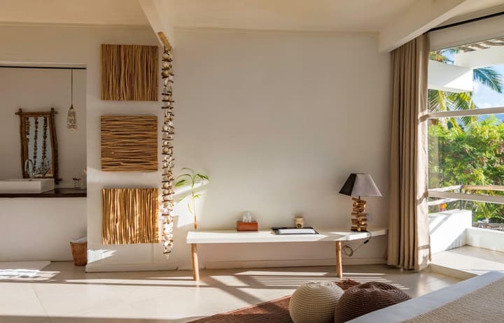 Bliss Hotel