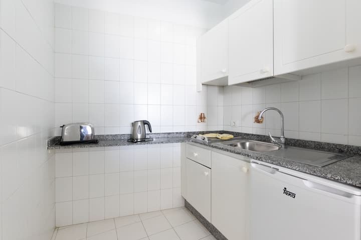 Vista Mar - SELECT ADULTS (+16)