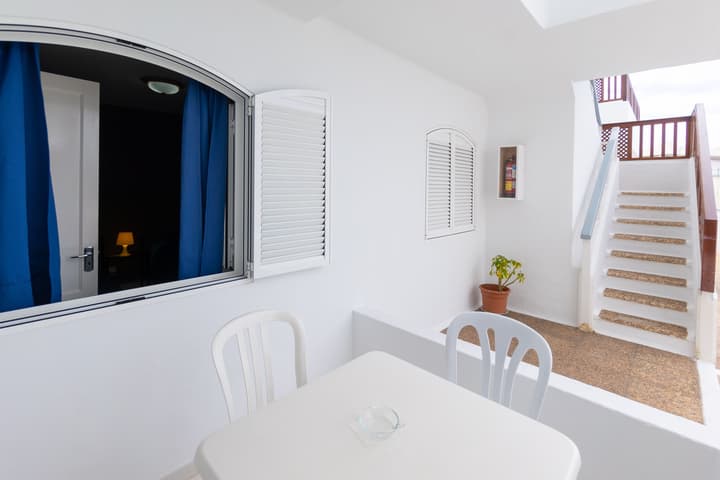 Vista Mar - SELECT ADULTS (+16)