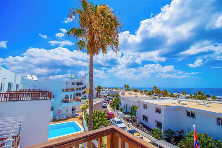 Vista Mar - SELECT ADULTS (+16)