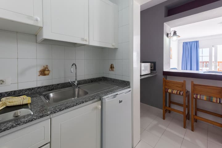 Vista Mar - SELECT ADULTS (+16)