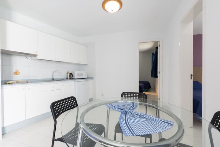 Vista Mar - SELECT ADULTS (+16)