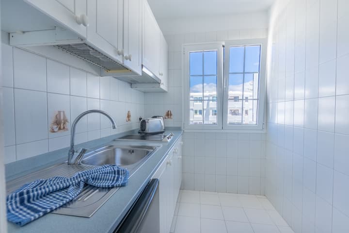 Vista Mar - SELECT ADULTS (+16)