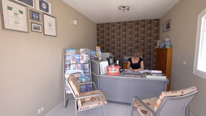 Vista Mar - SELECT ADULTS (+16)