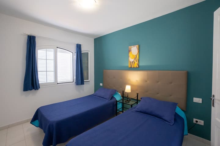 Vista Mar - SELECT ADULTS (+16)