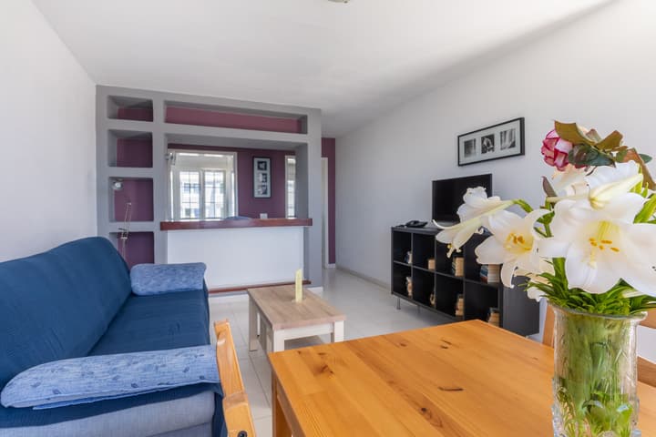 Vista Mar - SELECT ADULTS (+16)