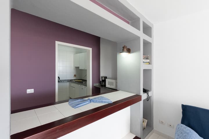 Vista Mar - SELECT ADULTS (+16)