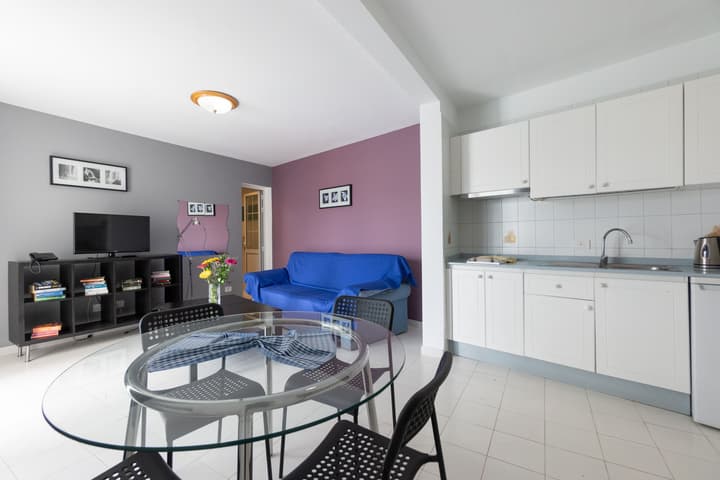 Vista Mar - SELECT ADULTS (+16)