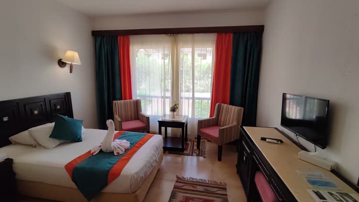 Turquoise Beach Hotel