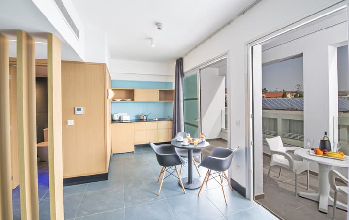Anthea Hotel Apartments