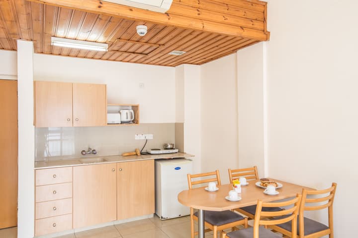 Anthea Hotel Apartments