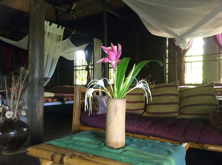 Bong Thom Home Stay