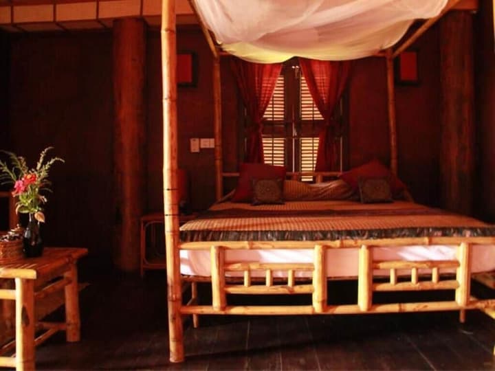 Bong Thom Home Stay
