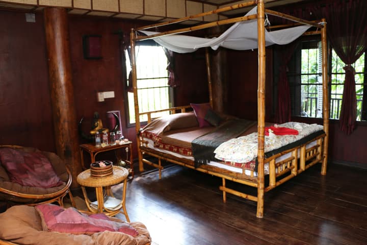 Bong Thom Home Stay