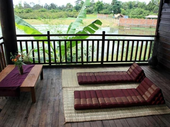 Bong Thom Home Stay