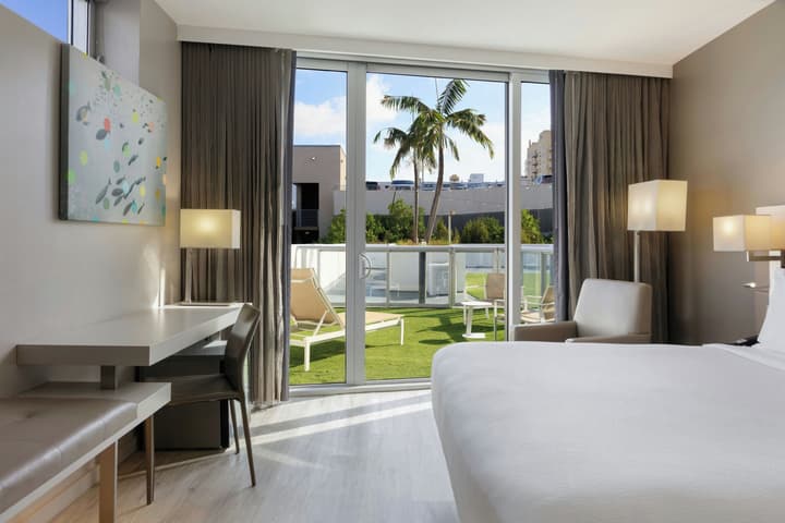 AC Hotel by Marriott Miami Beach