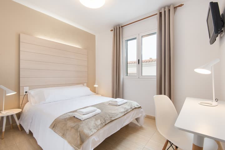 Hostal Jume - Urban Rooms