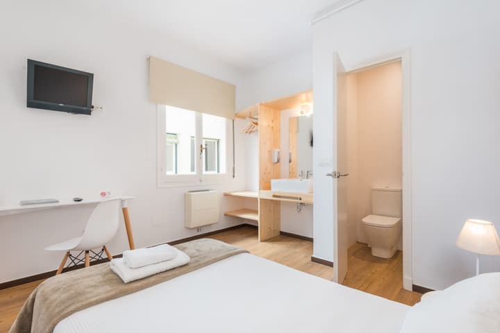 Hostal Jume - Urban Rooms