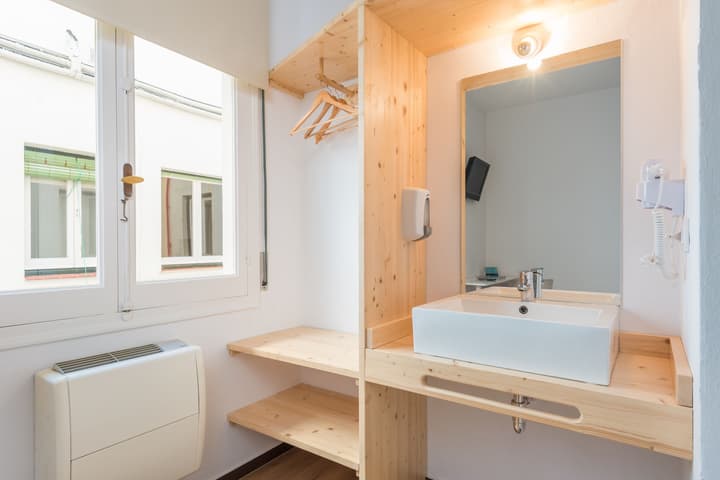 Hostal Jume - Urban Rooms