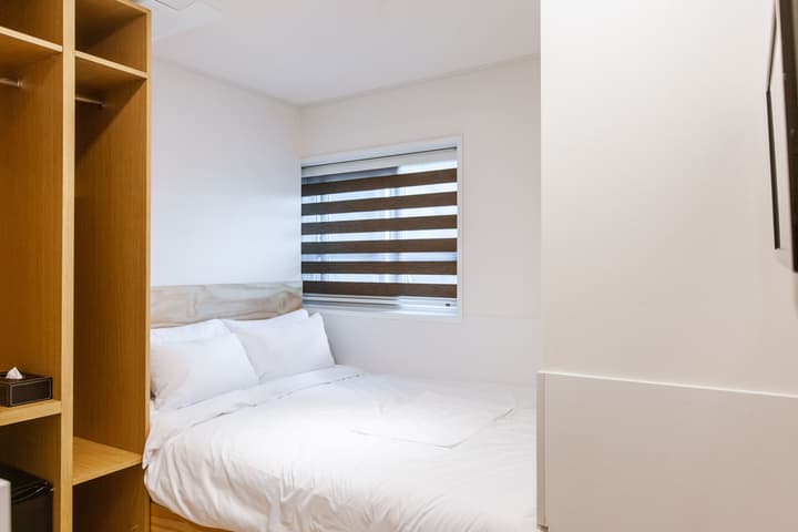 Step Inn Myeongdong 1