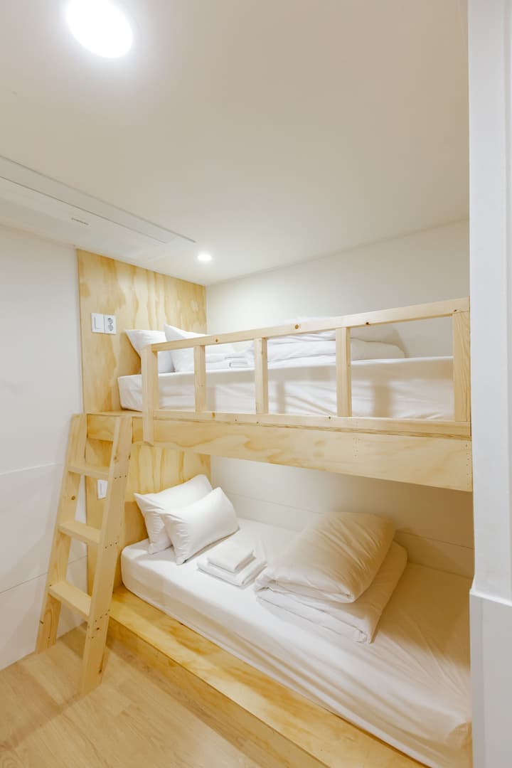 Step Inn Myeongdong 1