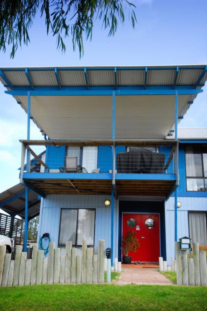 Esperance Island View Apartments