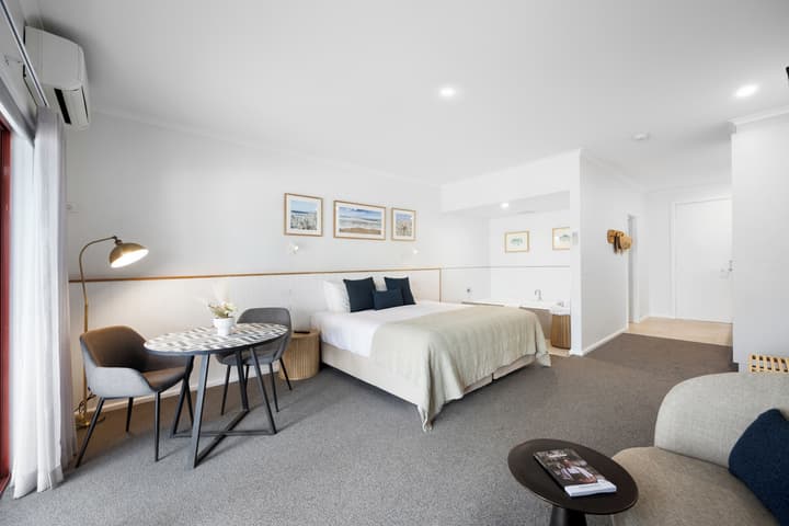 Mariners Cove at Paynesville Motel & Apartments