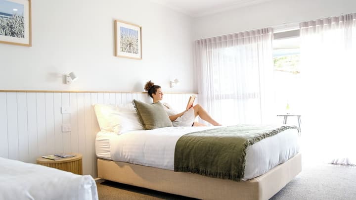 Mariners Cove at Paynesville Motel & Apartments