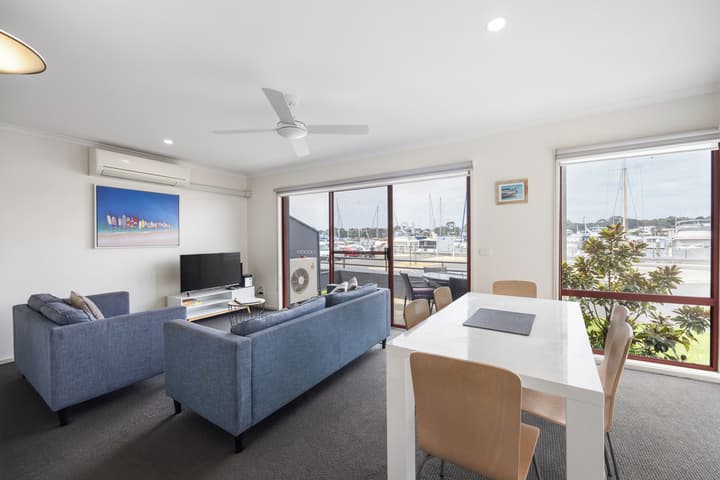 Mariners Cove at Paynesville Motel & Apartments