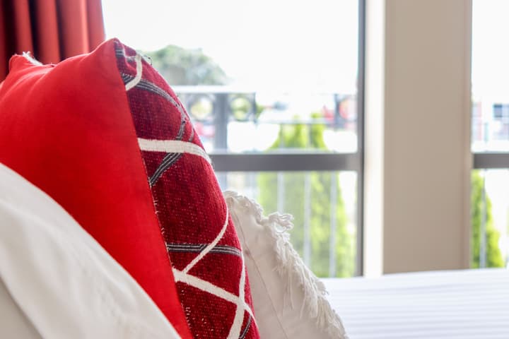 Coleraine Suites & Apartments