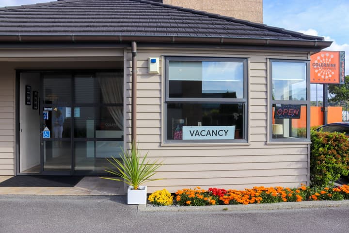 Coleraine Suites & Apartments