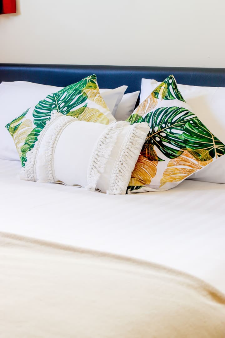 Coleraine Suites & Apartments