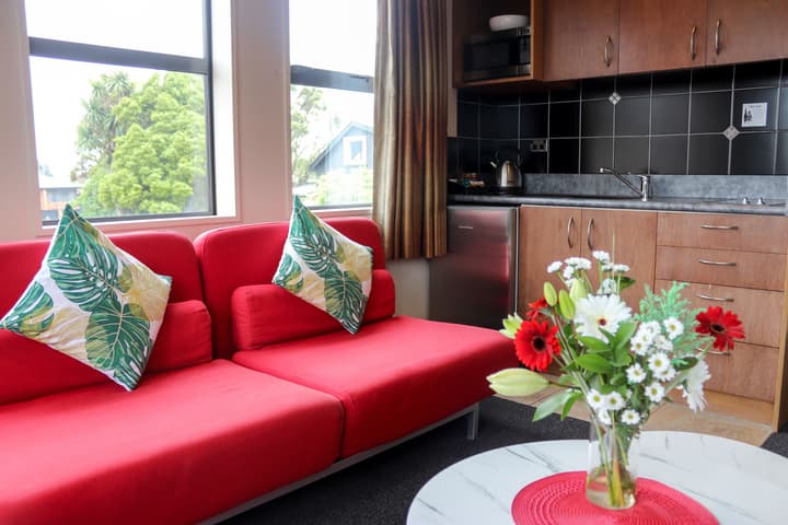 Coleraine Suites & Apartments