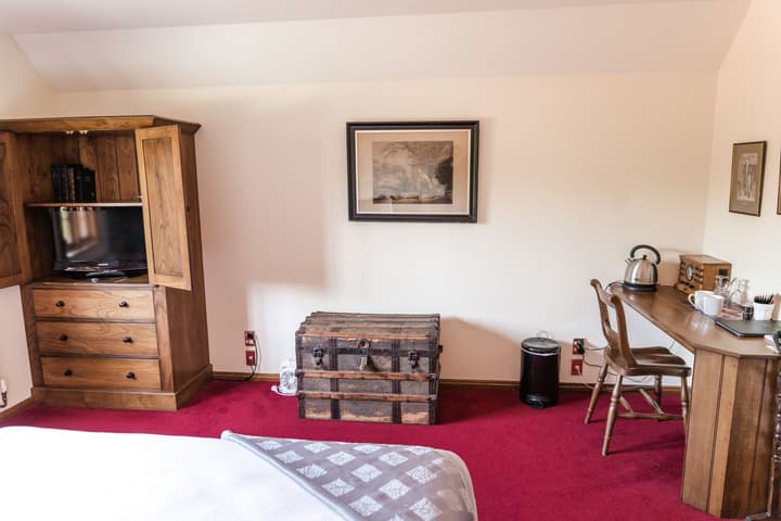 The Honest Lawyer, an Ascend Collection Hotel